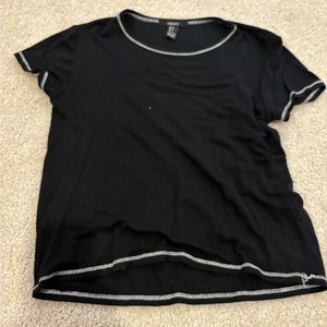Black forever 21 t shirt